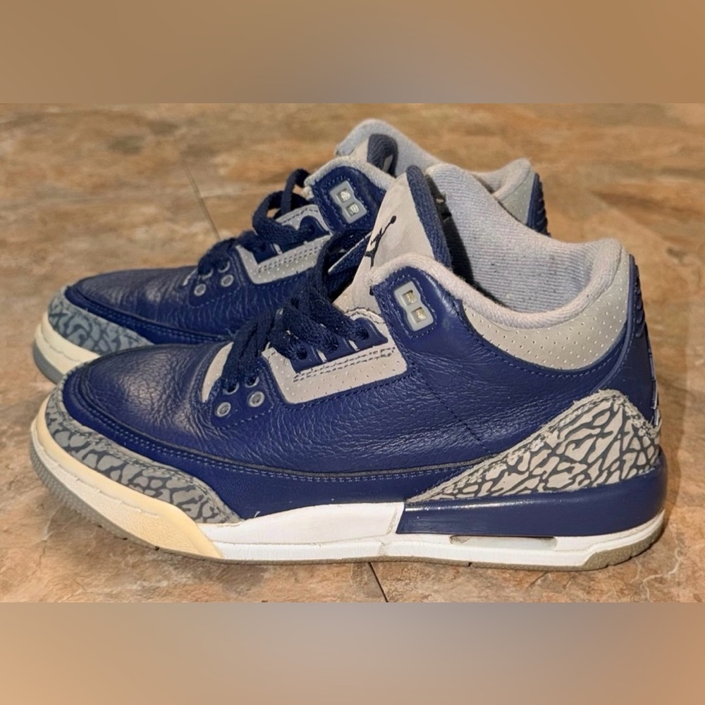 Air Jordan 3 Retro "Georgetown” Size 5Y - #398614-401 - 2020””